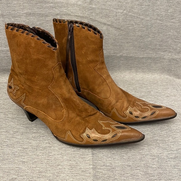 ANTONIO MELANI Shoes - Antonio Melani Suede Leather Cowgirl Bootie